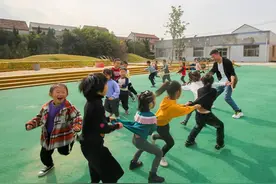 教师越来越热门，男老师越来越少见图片
