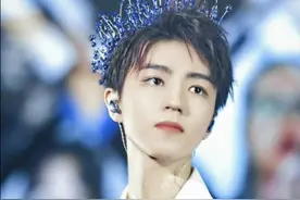 开个偶像简历大会-王俊凯图片