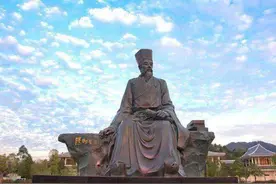 王阳明告诫中年男人：四十多欲，大势已去，五十多情，鸡犬不宁图片