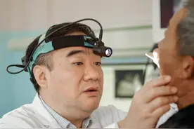 喉癌不可怕，没有喉咙也能说话！图片