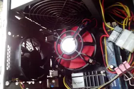 电脑开机后风扇转一下停一下，然后又不断启停，与这几个原因有关图片