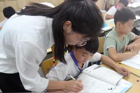 学科类辅导没有市场，新东方为摆脱困境又出新招，转型迫在眉睫图片