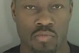 堕落的本华莱士，持枪醉驾撞车逃逸，幸好赚了上亿美金不愁吃穿图片