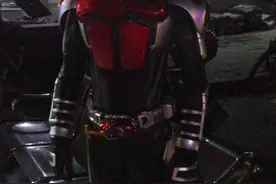 杭州一小区保安报警：门口来了个活的“奥特曼”图片