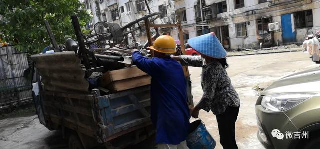 让“僵尸车”不再“霸道”，各街道这样做...