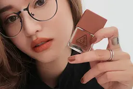 秋冬来临，这5款指甲油也太适合了吧！HM和香奈儿我爱了图片