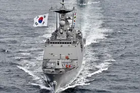 韩国海军野心膨胀，新航母发展计划曝光，反对者唱衰：海上棺材图片