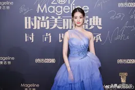 金希澈追星大成功　与女神祝绪丹同框合照图片