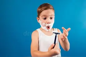 刮胡子的趣事图片