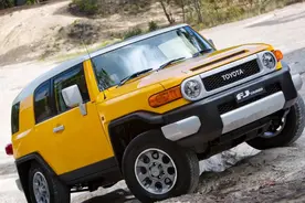 FJ酷路泽HKS机械增压爆发5.7动力图片