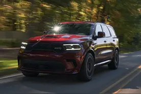 百公里加速3.5秒 道奇Durango地狱猫图片