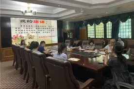莫愁中专迎接建邺区优良班集体验收图片