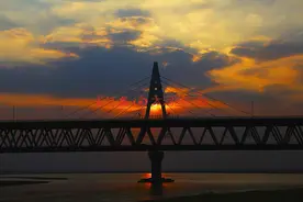 不该免的不免了！郑新黄河大桥免费通行政策有变，平原示范区回应图片