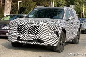 新车 | 广汽传祺全新GS8路试谍照，或搭钜浪动力，年内上市图片