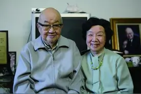 "院士的神仙爱情"！江苏这位97岁物理学泰斗为92岁妻子写诗65年！图片