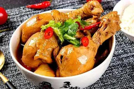 家常卤煮鸡腿，简单易学，一煮一大锅，孩子吃了还想吃图片