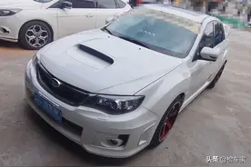 三菱EVO一生的劲敌！花35万买这辆斯巴鲁翼豹STI值不值？图片