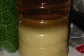 蜂蜜放久了之后有沉淀物是正常的吗？还能喝吗？看完算长知识了图片