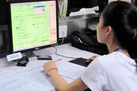 字体对高考有多重要，看了答题卡扫描后的样子，你也许就知道了图片