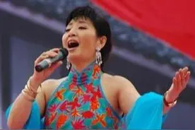 国家一级演员殷秀梅：结婚当天就想离婚，二婚嫁贵族64岁无子女图片