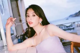 方媛晒老公郭富城视角图，妆容精致蛮腰吸睛，爱驹比赛获50万奖金图片