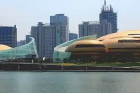 合肥和郑州，哪一个城市发展得比较好一点？图片