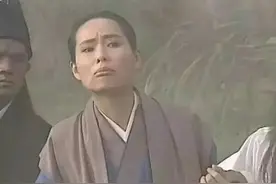亲，你的双十一快递可能烧了……沪陕高速信阳段一天两辆快递车着火，火势很猛！图片