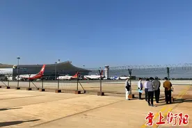 6个停机位即将启用！衡阳南岳机场站坪扩建工程通过行业验收图片