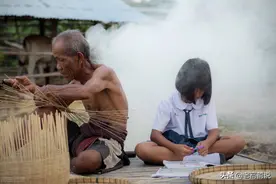 未来农村最后一批农民消失后，中国农村的未来出路在哪？答案来了图片