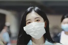 鞠婧祎，一个彻头彻尾的假人图片