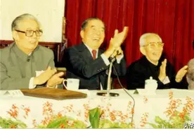 “最牛”包租公：坐拥15000多套房，一年收租300多亿图片