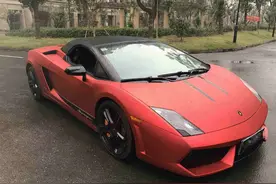 上海最“豪华”婚车队，20辆顶级豪车开路，羡煞旁人图片