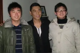 “浪子”屠洪刚，经历3段婚姻，拥有5个孩子，如今儿女双全很幸福图片