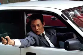 梅艳芳被掌掴，李连杰经纪人被枪杀，为何却没人敢惹张敏？图片