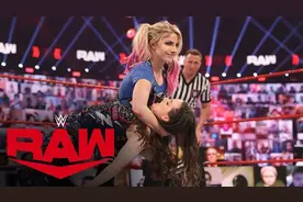 有望成为阿莱克萨好友莉莉化身的五位WWE女星，佩奇，尼基上榜图片