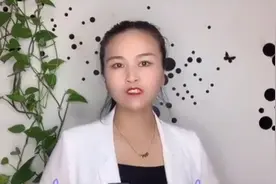 江西68岁公爹照顾瘫痪儿媳8年，她想让公爹与单身妈妈组成一个家图片