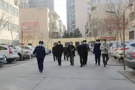 和田地委副书记、行署专员艾则孜•木沙带队督导生命通道整治工作图片