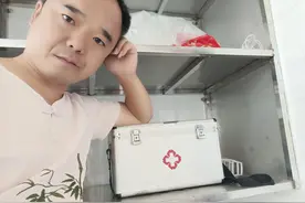 农村地区出诊，入户诊疗，乡村医生是如何收费的？图片
