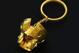 圣斗士星矢发行黄金圣斗士主题胸针、戒指和钥匙扣图片