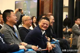白手起家的浙江富豪，个人身家高达210亿，喜欢用金钱鼓励员工图片