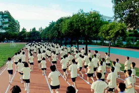 1万米，25圈，20年图片