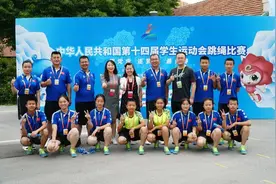 一秒跳绳6次，你能做到吗？高台这名学生做到了！图片