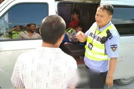 面包车拉人拉货都被罚，车主问交警：那我的车能拉什么？图片