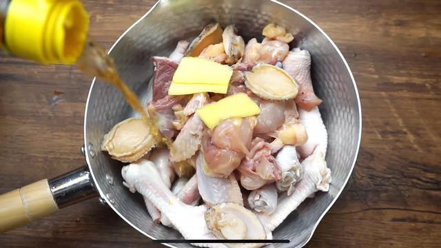 鸡脚煲花胶瑶柱怎么做 2026年鸡脚煲花胶瑶柱怎么做的 鸡脚煲花胶瑶柱怎么做 2026年鸡脚煲花胶瑶柱怎么做的