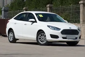 手握六七万看啥国产车？这几款合资家轿更香，耐用可靠，省油好开图片