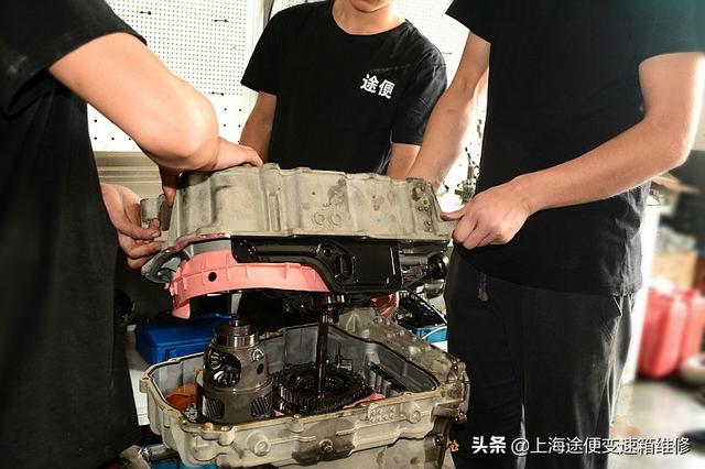 别克GL8变速箱故障维修，拆开后坏的太多了