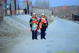 婚后三天新娘不能吃婆家饭，仅剩两万人的甘肃少数民族婚礼有点怪图片