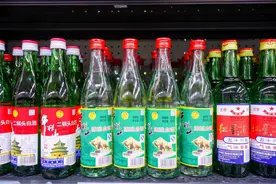 光瓶酒再起波澜！北京二锅头1号计划，历时3年驴踢马终上市图片