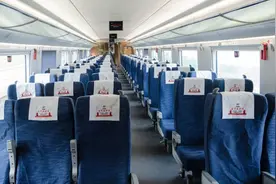 为什么高铁到终点站，乘务员要把座位旋转360°？原因很暖心