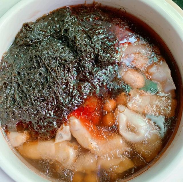 花胶炖金桔 金汤花胶炖鸡